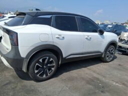 
										Salvaged Cars 2025 Nissan Kicks MPV full									