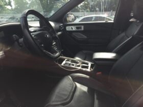 Salvaged Cars 2022 Ford Explorer