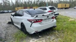 
										Salvaged Cars 2021 Toyota Camry full									