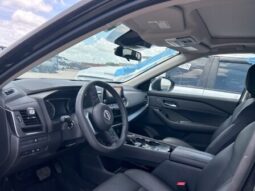 
										Salvaged Cars 2024 Nissan Rogue full									