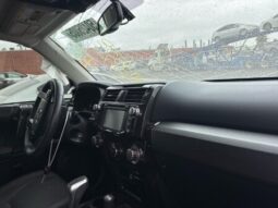 
										Salvaged Cars 2019 Toyota 4-Runner full									