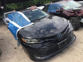 Salvaged Cars 2019 Toyota Camry