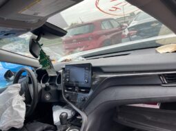 
										Salvaged Cars 2022 Toyota Camry full									