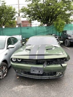 
										Salvaged Cars 2023 Dodge Challenger full									