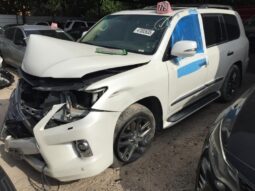 
										Salvaged Cars 2015 Lexus LX full									