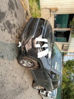
										Salvaged Cars 2024 Toyota RAV4 full									