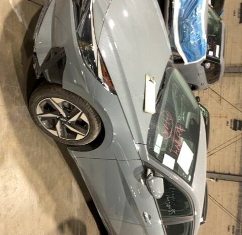 
								Salvaged Cars 2023 Hyundai Elantra full									