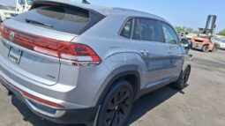 
										Salvaged Cars 2024 Volkswagen Atlas Cross Sport full									