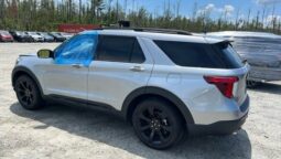 
										Salvaged Cars 2023 Ford Explorer full									