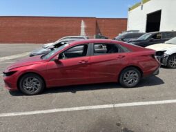 
										Salvaged Cars 2024 Hyundai Elantra full									