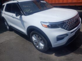 Salvaged Cars 2022 Ford Explorer