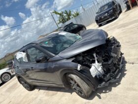 Salvaged Cars 2023 Nissan kicks