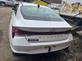 Salvaged Cars 2022 Hyundai Elantra
