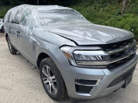 Salvaged Cars 2023 Ford Expedition MAX