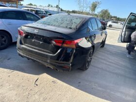 Salvaged Cars 2024 Nissan Altima