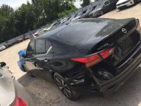 Salvaged Cars 2019 Nissan Altima