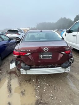 
										Salvaged Cars 2022 Nissan Sentra full									