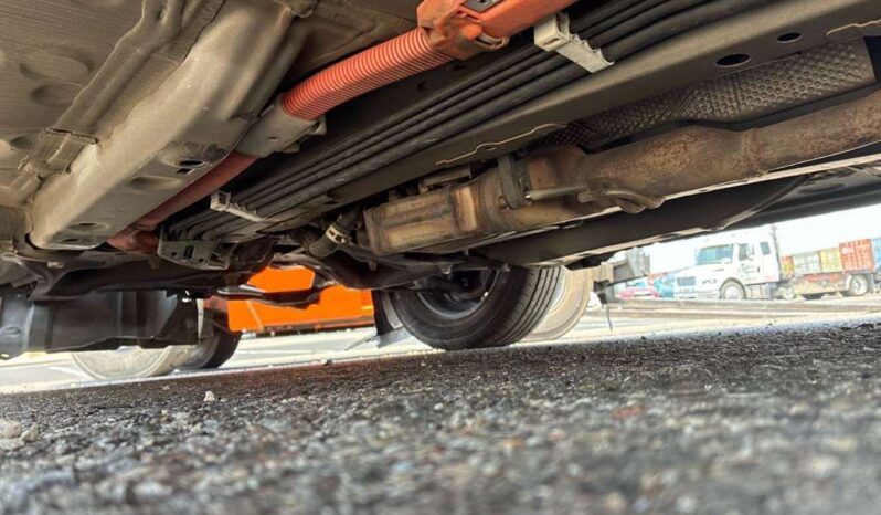 
								Salvaged Cars 2014 Toyota Prius C full									