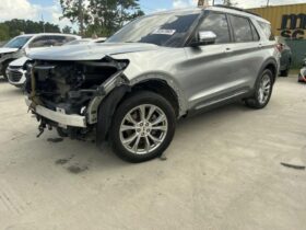 Salvaged Cars 2020 Ford Explorer