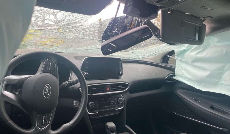 
								Salvaged Cars 2020 Hyundai Santa Fe full									