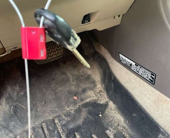 
								Salvaged Cars 2006 Lexus GX full									