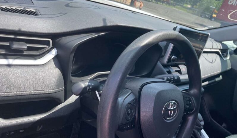 
								Salvaged Cars 2023 Toyota RAV4 full									