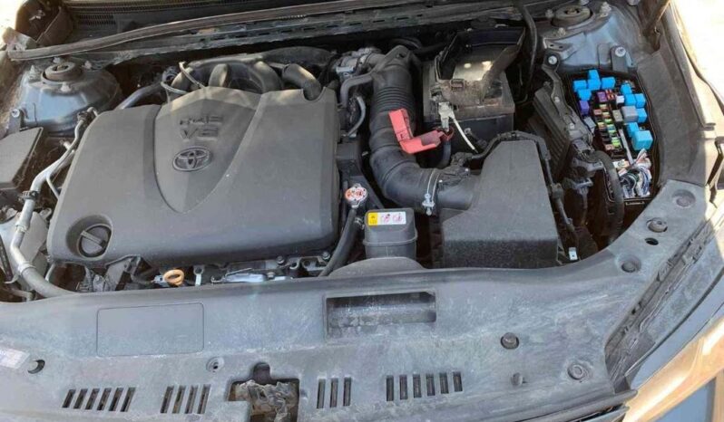 
								Salvaged Cars 2019 Toyota Avalon full									
