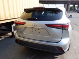 
										Salvaged Cars 2020 Toyota Highlander full									