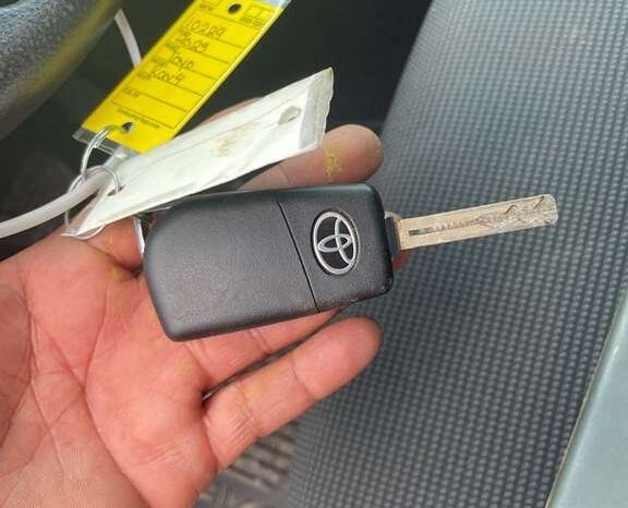 
								Salvaged Cars 2023 Toyota RAV4 full									