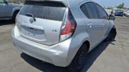 
										Salvaged Cars 2016 Toyota Prius C full									