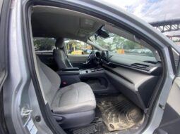 
										Salvaged Cars 2021 Toyota Sienna full									