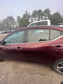 
										Salvaged Cars 2022 Nissan Sentra full									