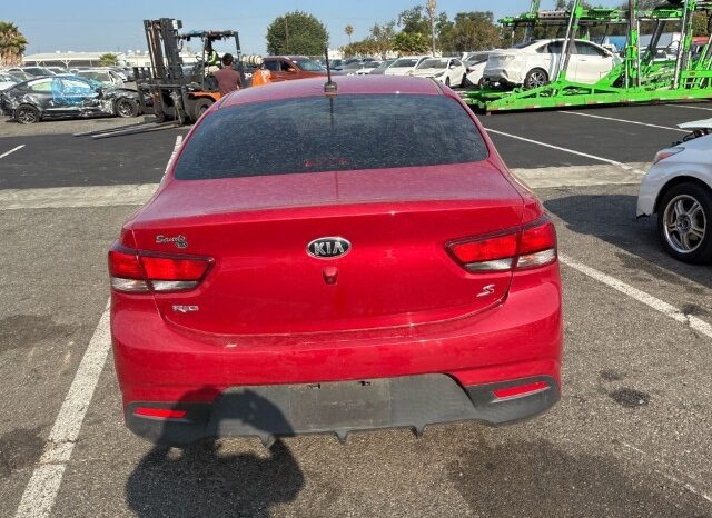 
								Salvaged Cars 2020 Kia Rio full									