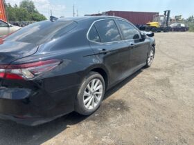 Salvaged Cars 2022 Toyota Camry