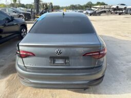 
										Salvaged Cars 2024 Volkswagen Jetta full									