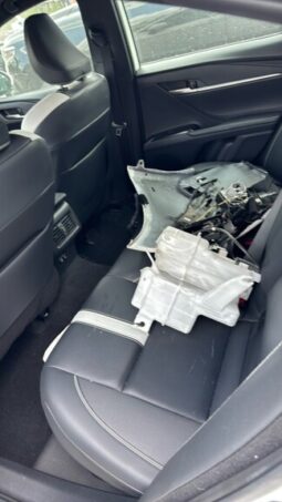 
										Salvaged Cars Toyota Camry full									
