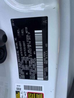 
										Salvaged Cars 2022 Toyota Sienna full									