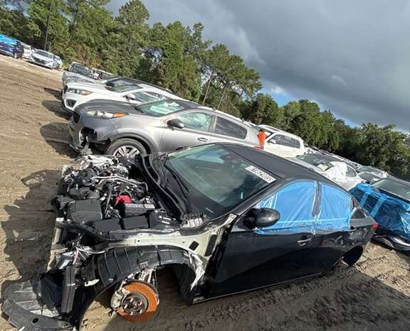 
								Salvaged Cars 2025 Nissan ALTIMA SR full									