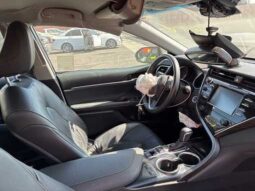 
										Salvaged Cars 2018 Toyota Camry full									