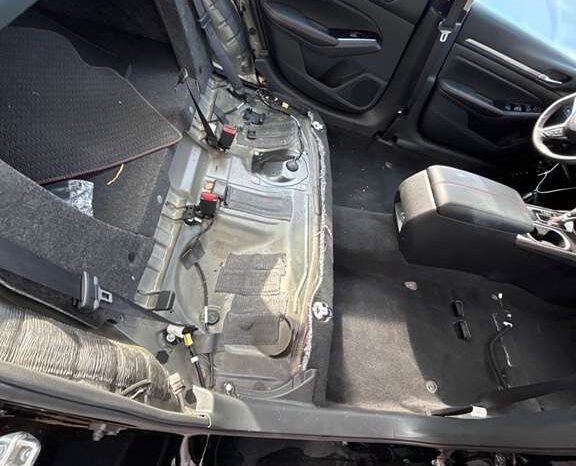 
								Salvaged Cars 2025 Nissan ALTIMA SR full									