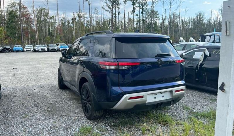 
								Salvaged Cars 2022 Nissan Pathfinder full									