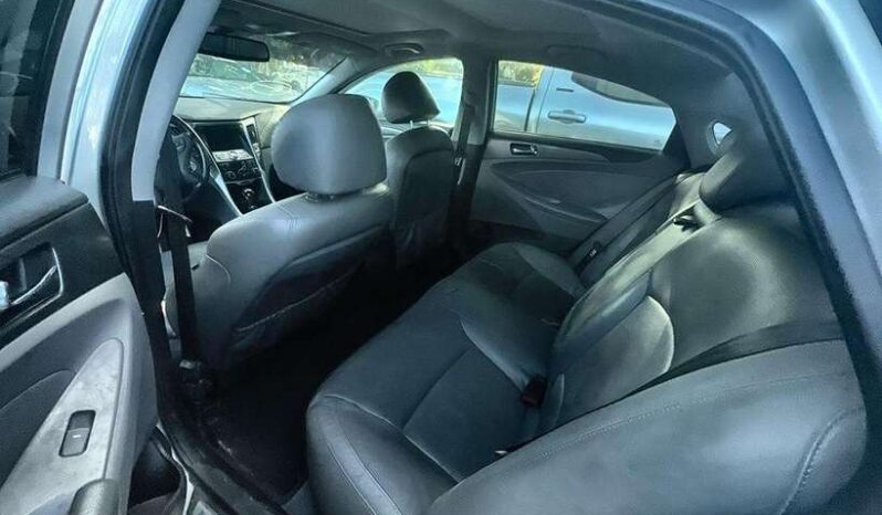 
								Salvaged Cars 2016 Hyundai Sonata full									