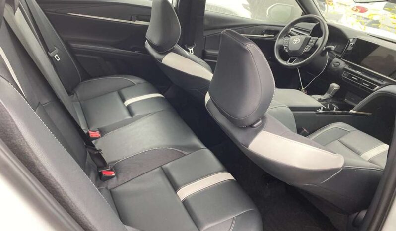 
								Salvaged Cars 2025 Toyota Camry full									