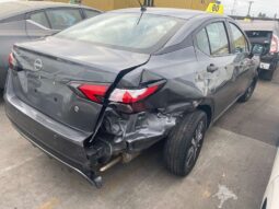 
										Salvaged Cars 2025 Nissan Versa full									