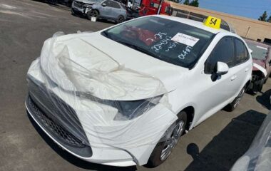 Salvaged Cars 2021 Toyota Corolla