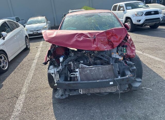 
								Salvaged Cars 2020 Kia Rio full									