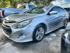 Salvaged Cars 2016 Hyundai Sonata