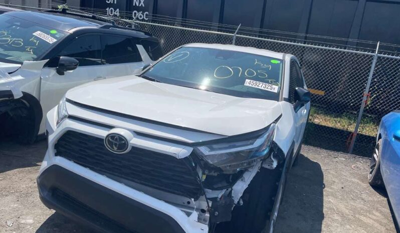 
								Salvaged Cars 2023 Toyota RAV4 full									