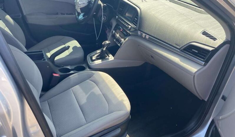 
								Salvaged Cars 2020 Hyundai Elantra full									