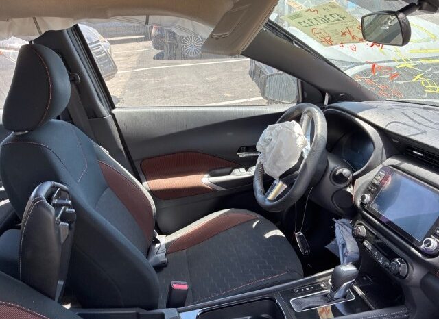 
								Salvaged Cars 2024 Nissan kicks full									